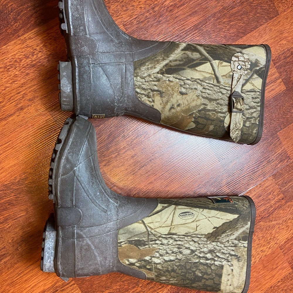 Red head rain boots kids size 3